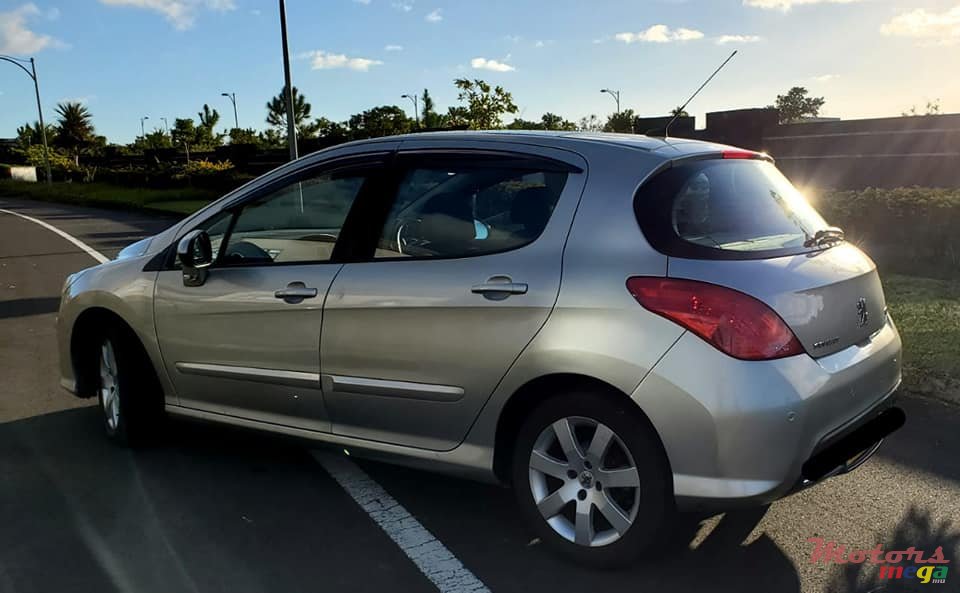 2010' Peugeot 308 1.6L AUTOMATIC photo #3