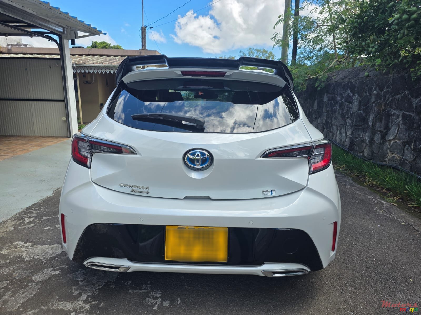 2022' Toyota Corolla GZ photo #4