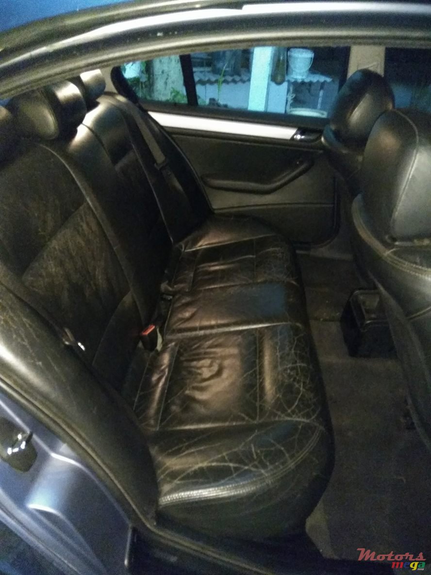 2003' BMW 3 Series E46 2000-2005 photo #3