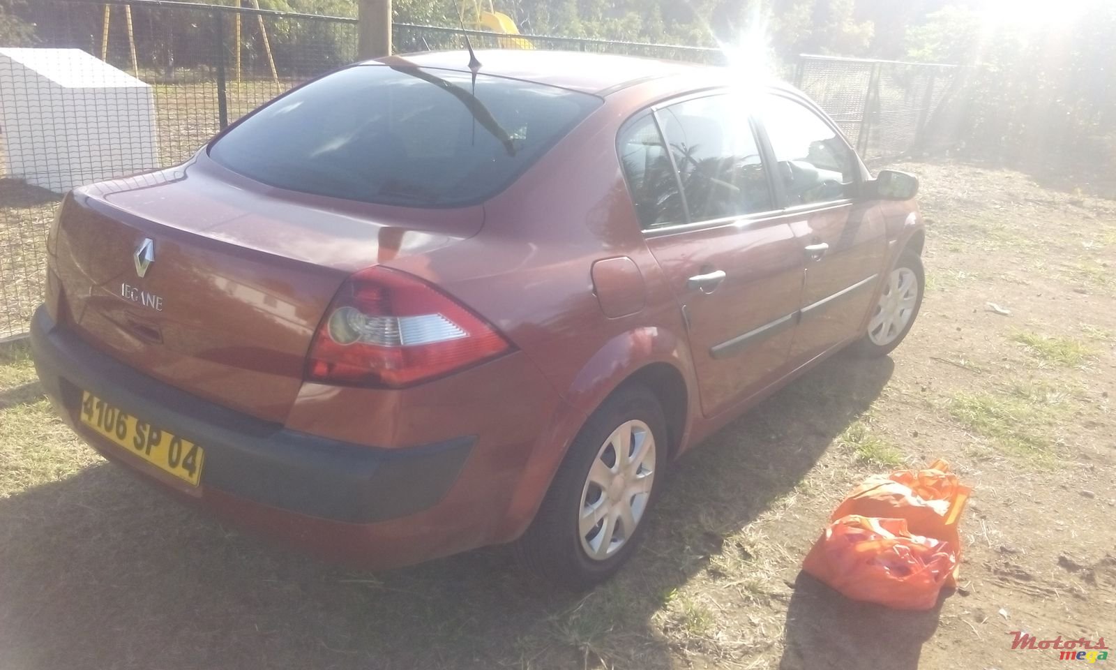 2004' Renault Megane photo #2