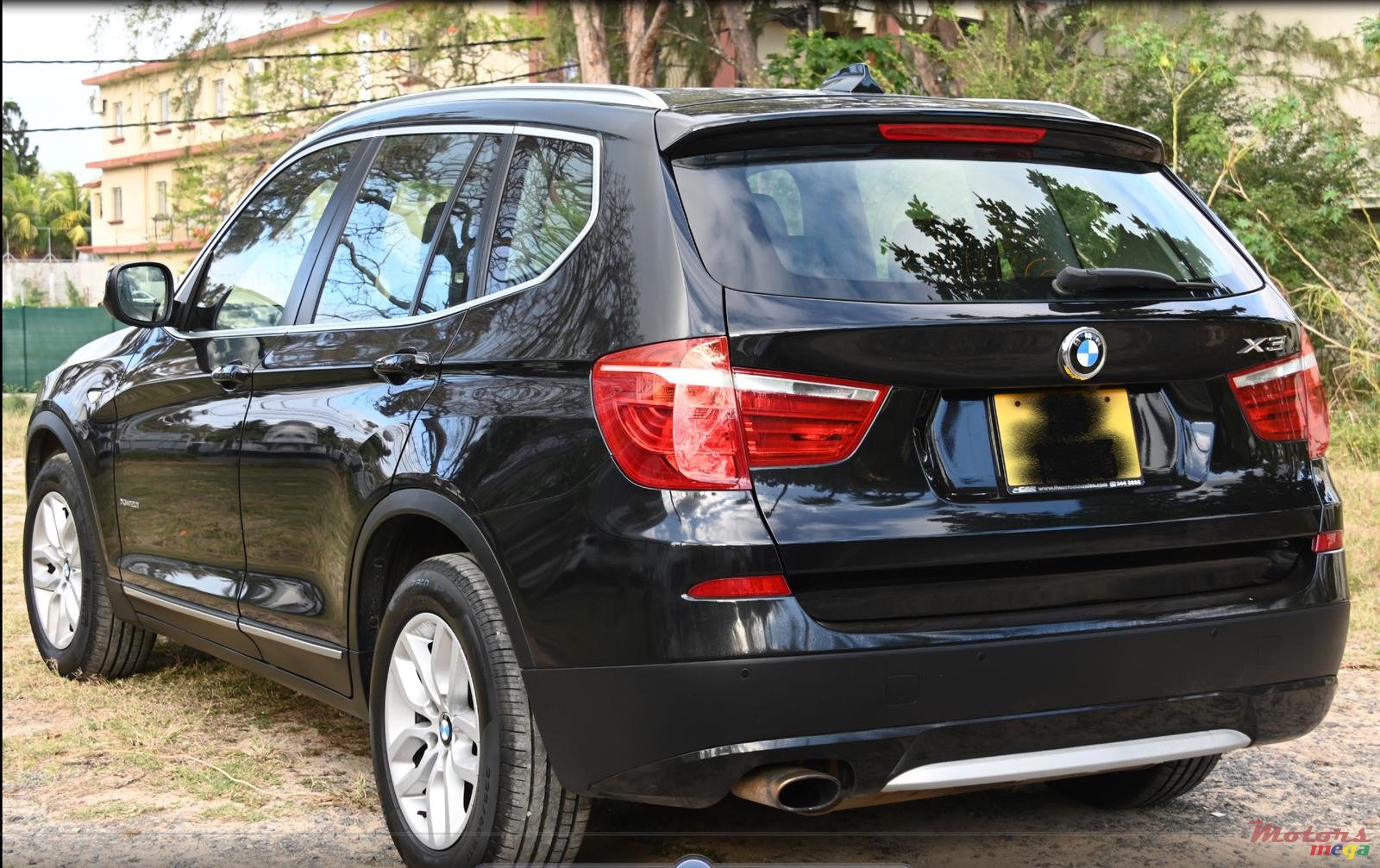 2013' BMW X3 Xdrive20i photo #1