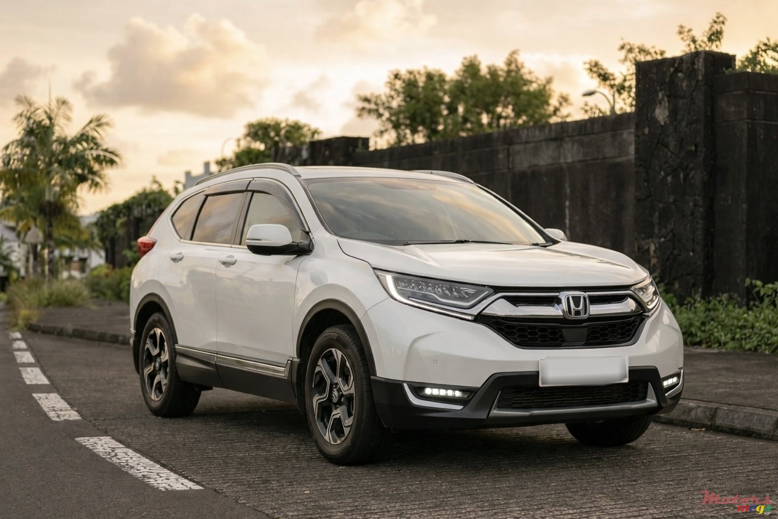 2020' Honda CR-V photo #1