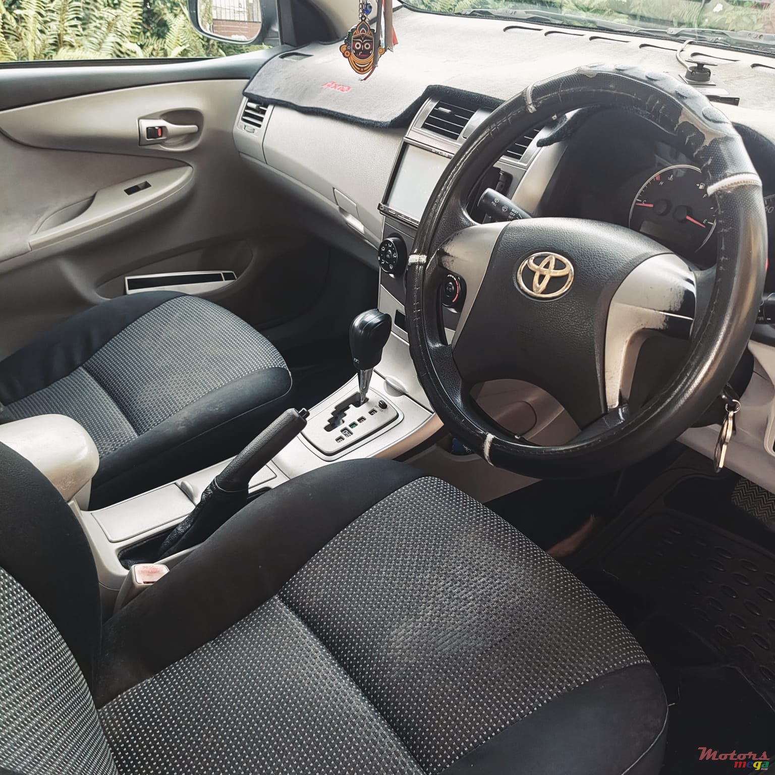 2007' Toyota Axio photo #3