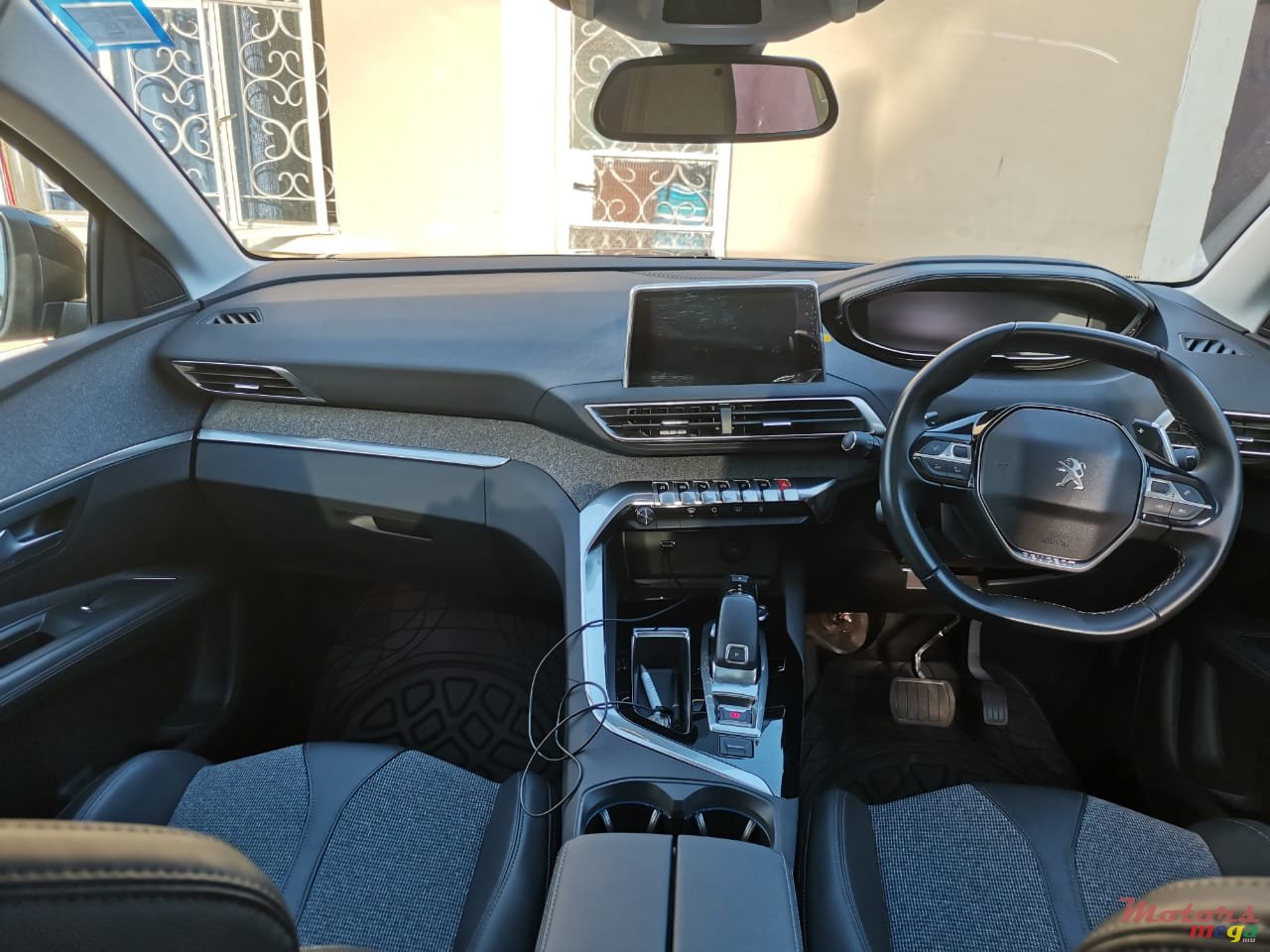 2018' Peugeot 3008 Allure PureTech EAT6 photo #1