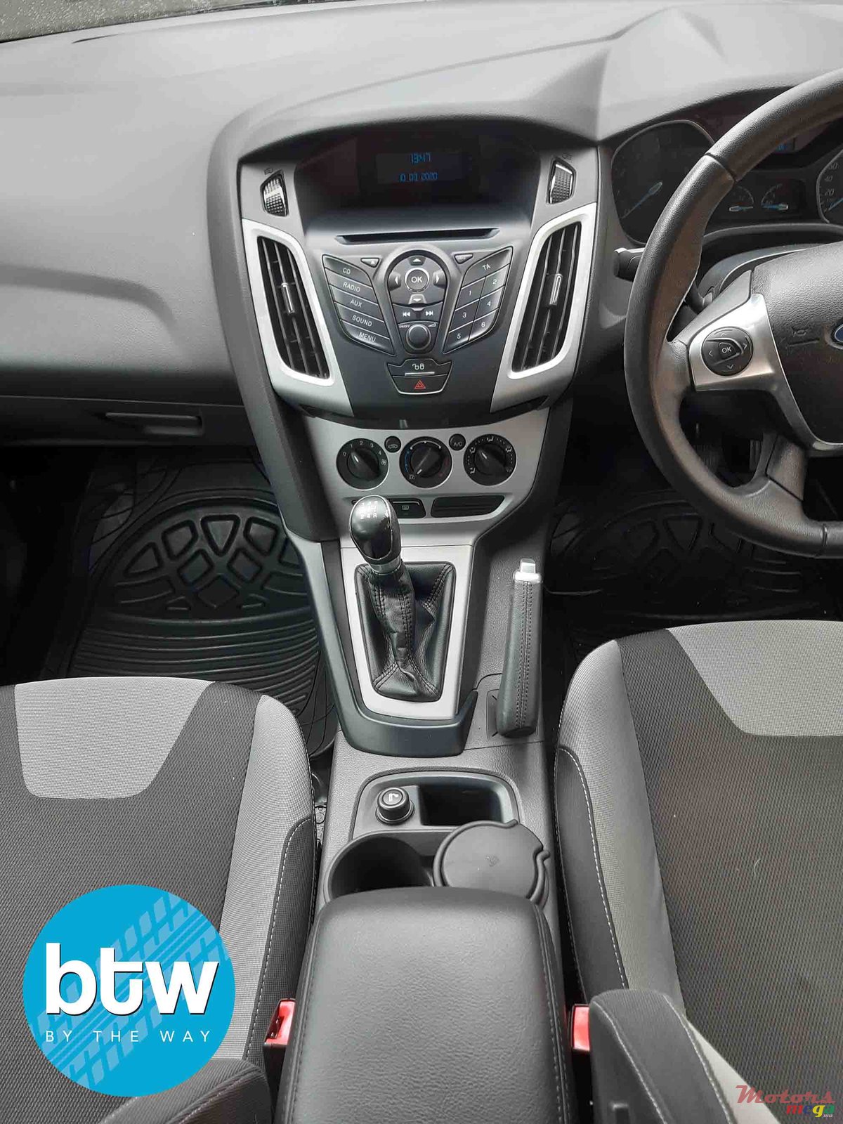 2013' Ford Focus photo #6