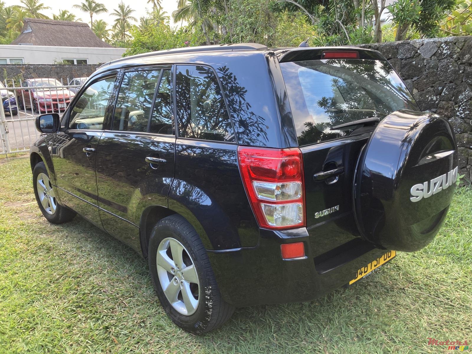 2008' Suzuki Grand Vitara VVT photo #2