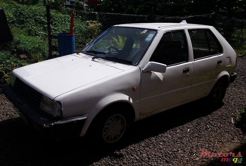 1993' Nissan Sunny MARCH K10 photo #1