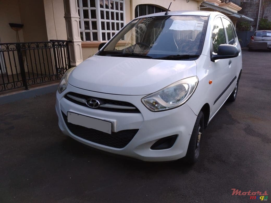 2013' Hyundai i10 photo #1