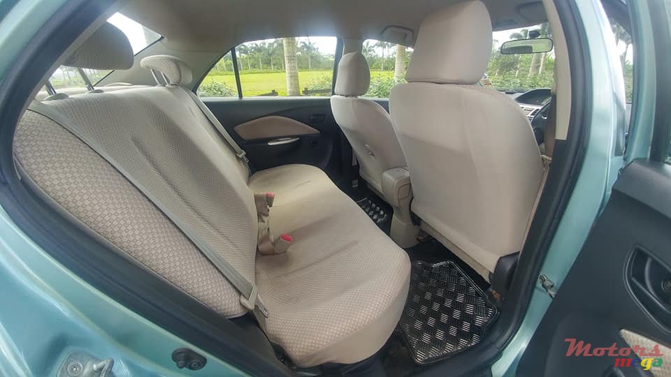 2008' Toyota Belta photo #5