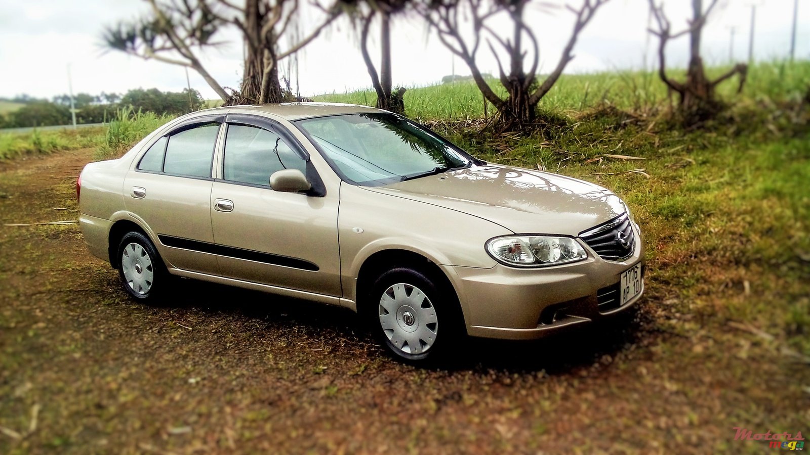 2010' Nissan Sunny N18 photo #2