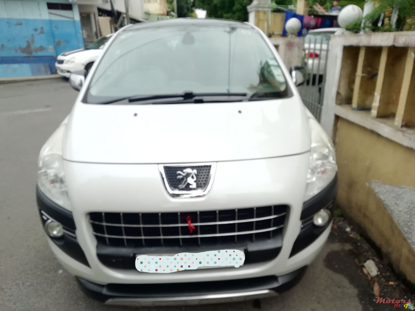 2011' Peugeot 3008 photo #3