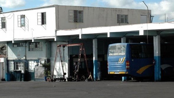 Flotte d’autobus à l’arrêt : la CNT pointée du doigt pour sa gestion des pièces de rechange
