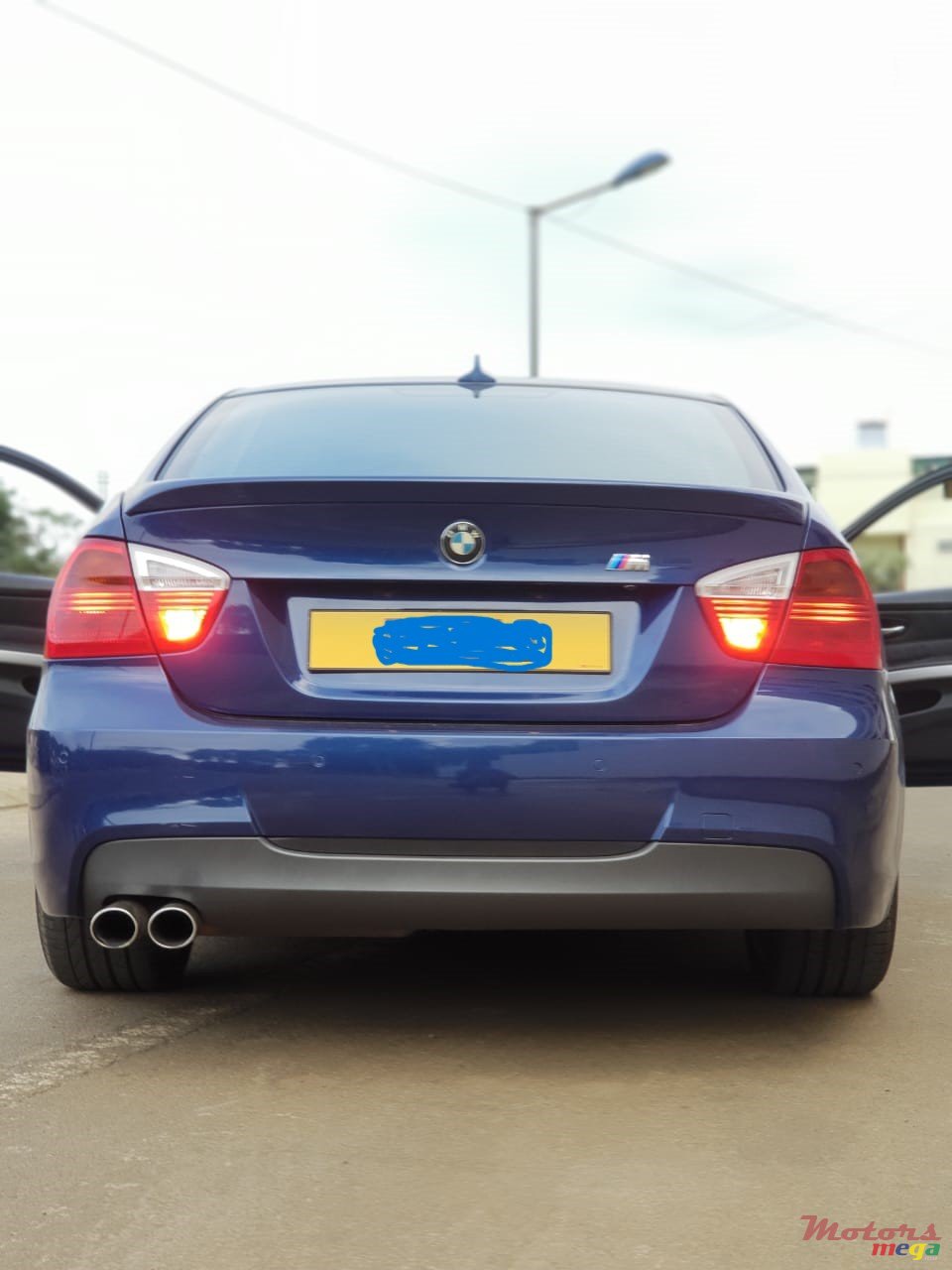 2005' BMW 320 photo #1