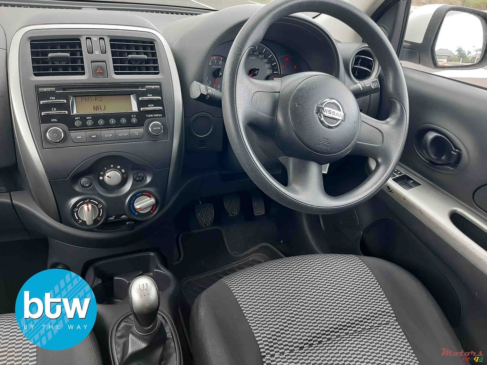 2016' Nissan Micra photo #6