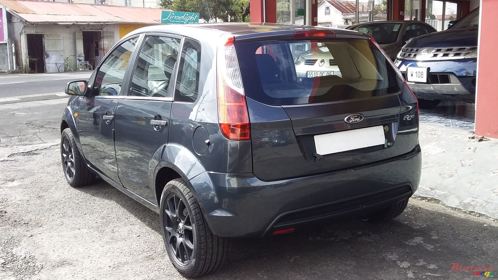 2013' Ford Figo photo #4