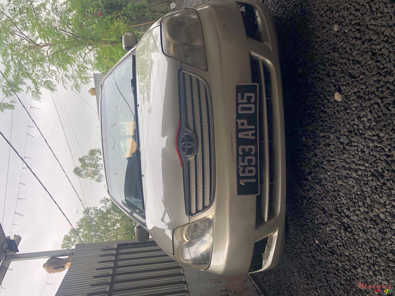 2005' Toyota Corolla Nze with kit gaz photo #1