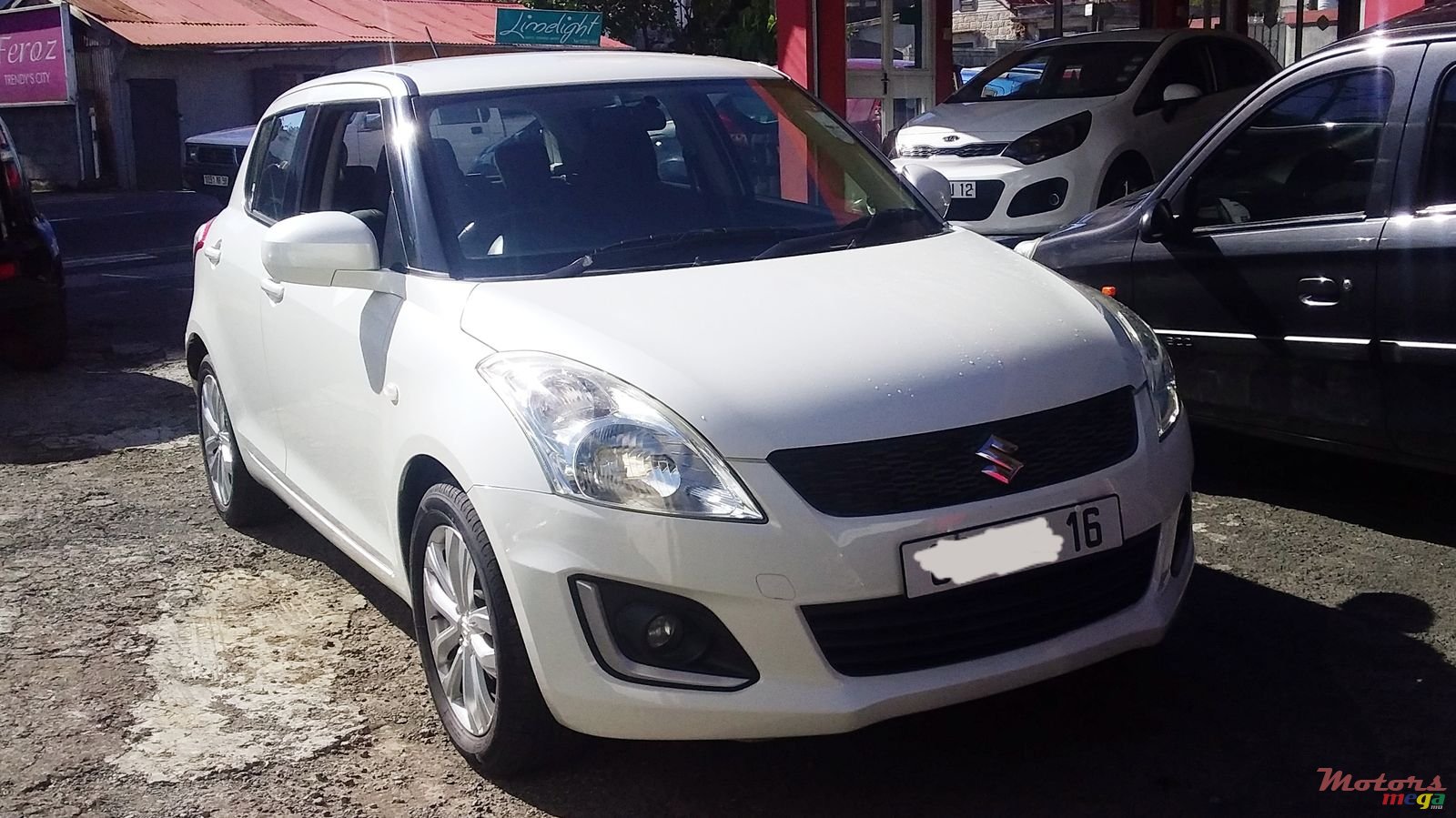 2016' Suzuki Swift photo #1