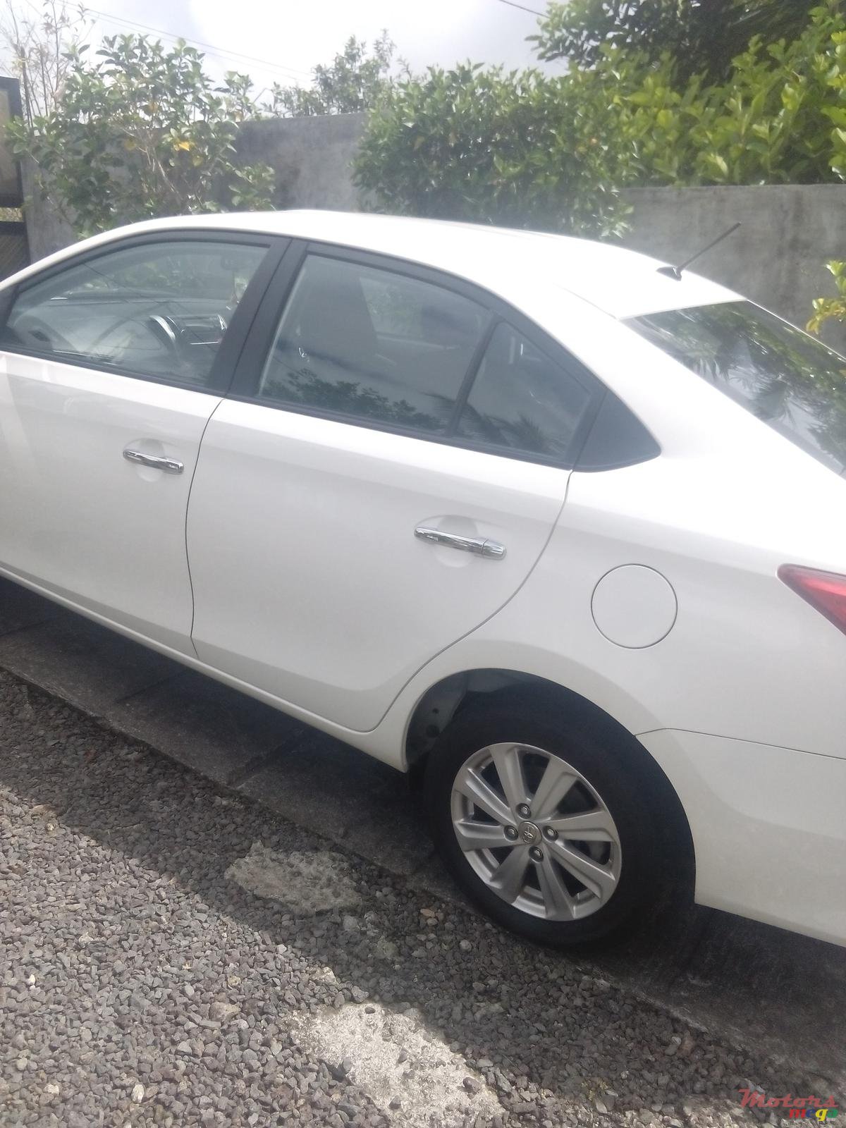 2018' Toyota Yaris photo #5