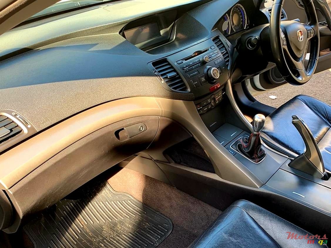 2008' Honda Accord photo #4