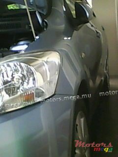 2009' Toyota Venture Yaris Sedan photo #3