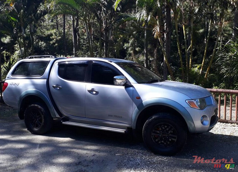 2008' Mitsubishi L 200 SPORTERO 4X4 photo #1