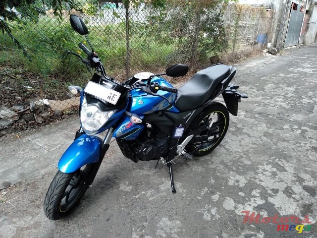 2019' Suzuki Gixxer photo #4