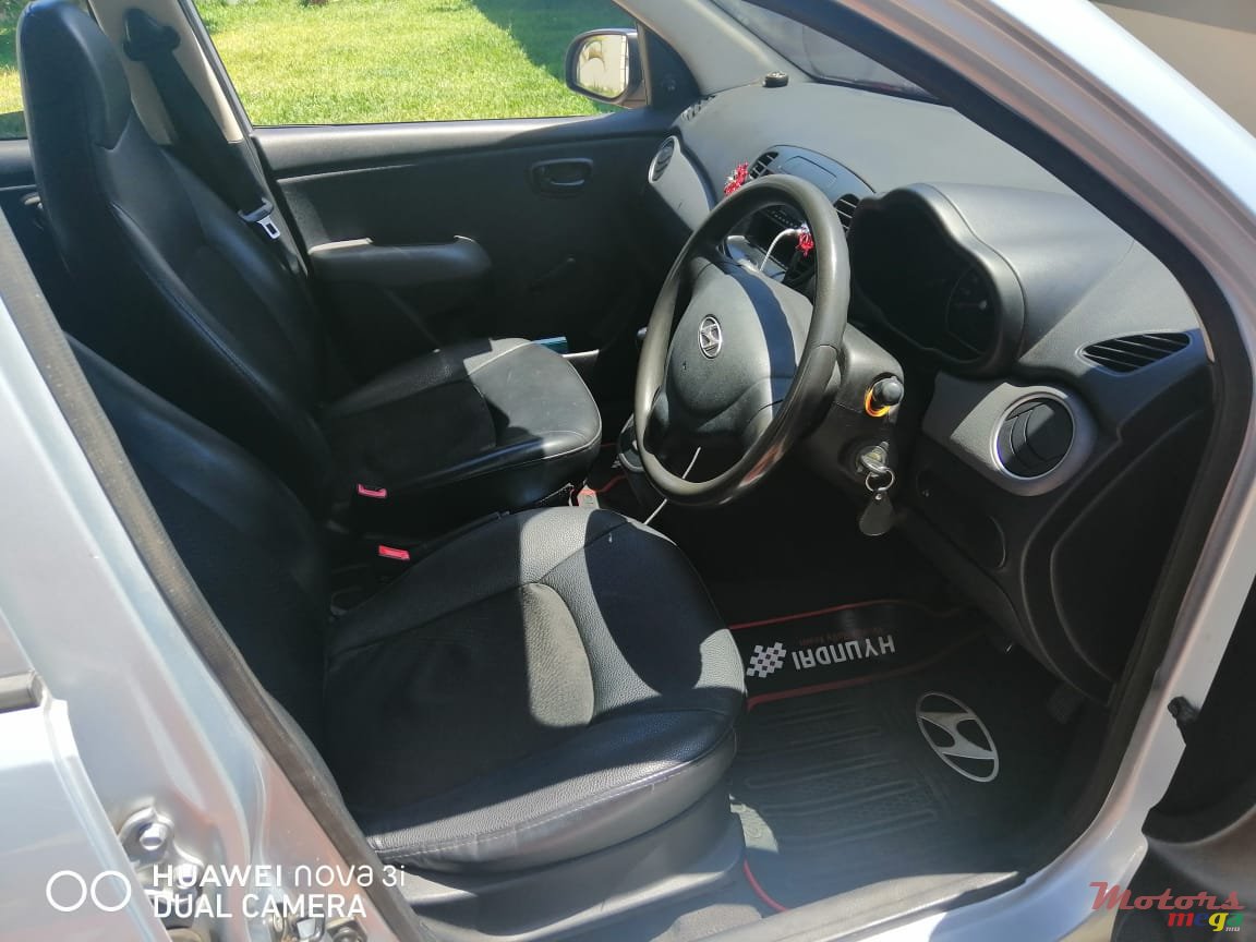 2012' Hyundai i10 photo #6