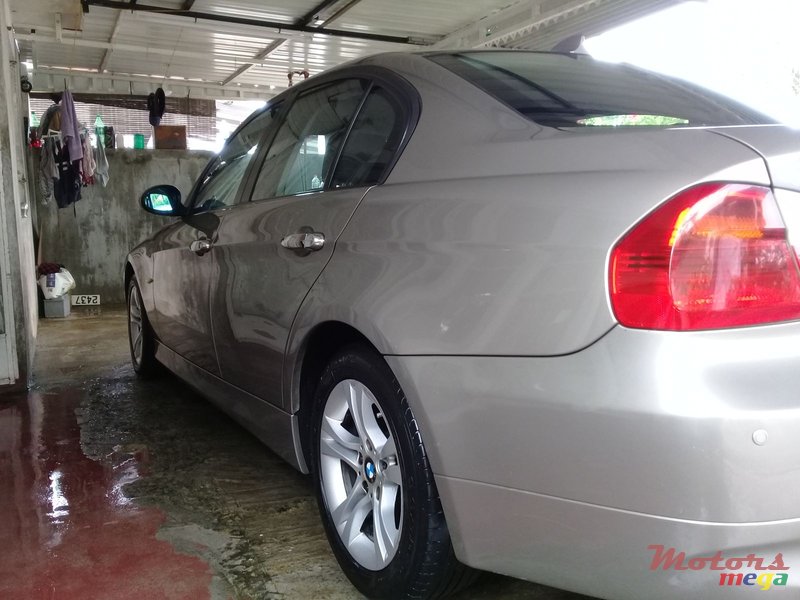 2008' BMW 3 Series photo #7