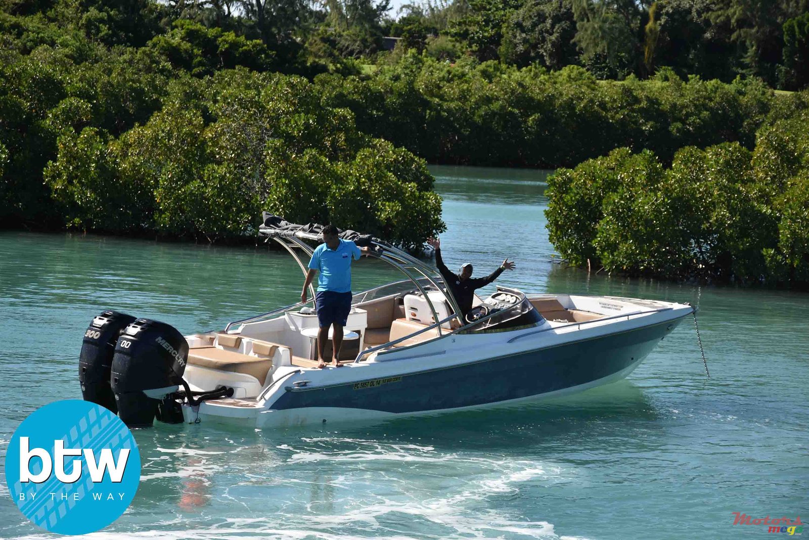 2012' Legend 33 photo #1