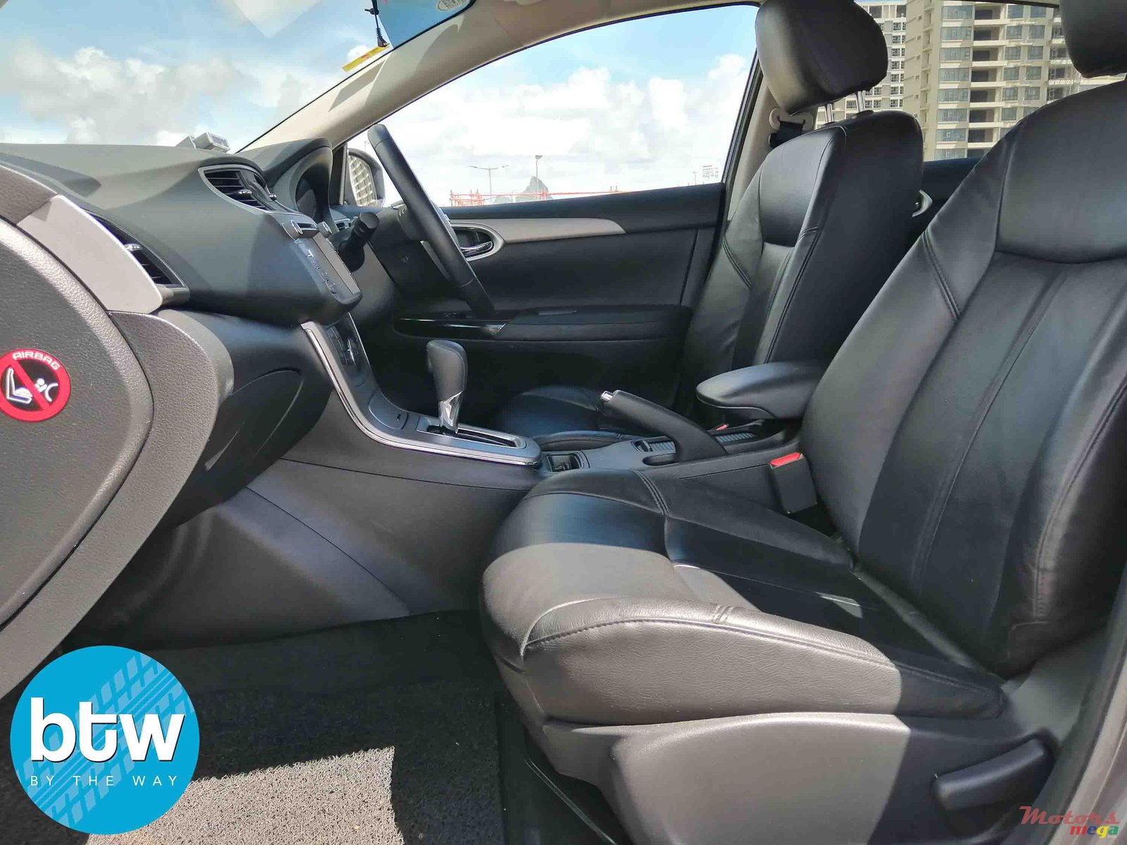 2015' Nissan Sentra photo #5