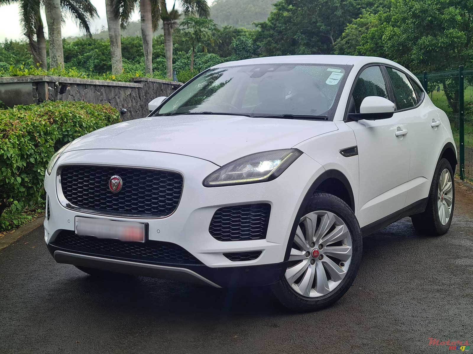 2018' Jaguar E-Pace D150 AWD photo #1