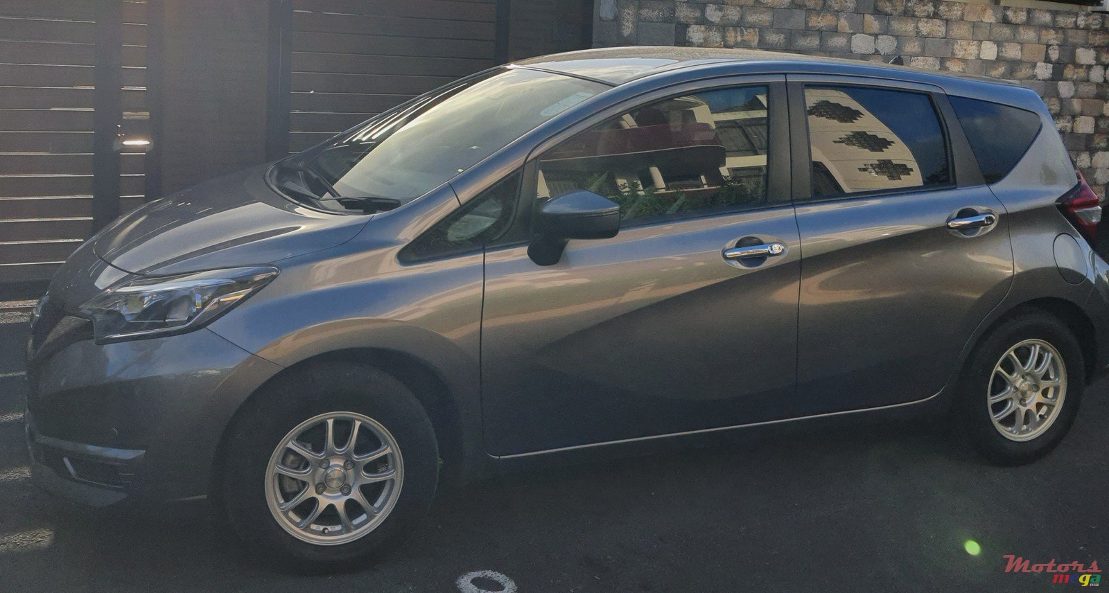 2021' Nissan Note photo #2