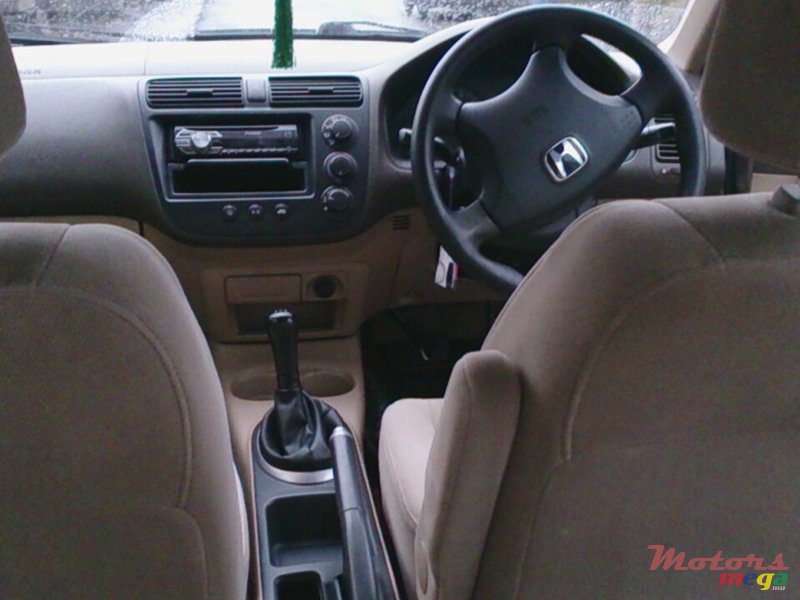 2004' Honda Civic 150i photo #3