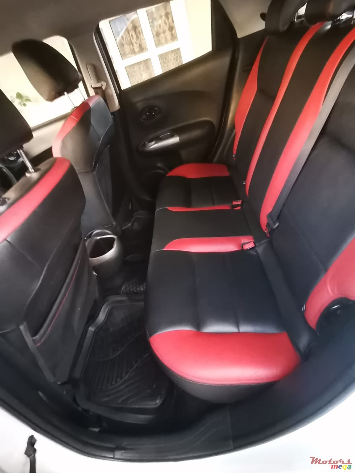 2015' Nissan Juke photo #7