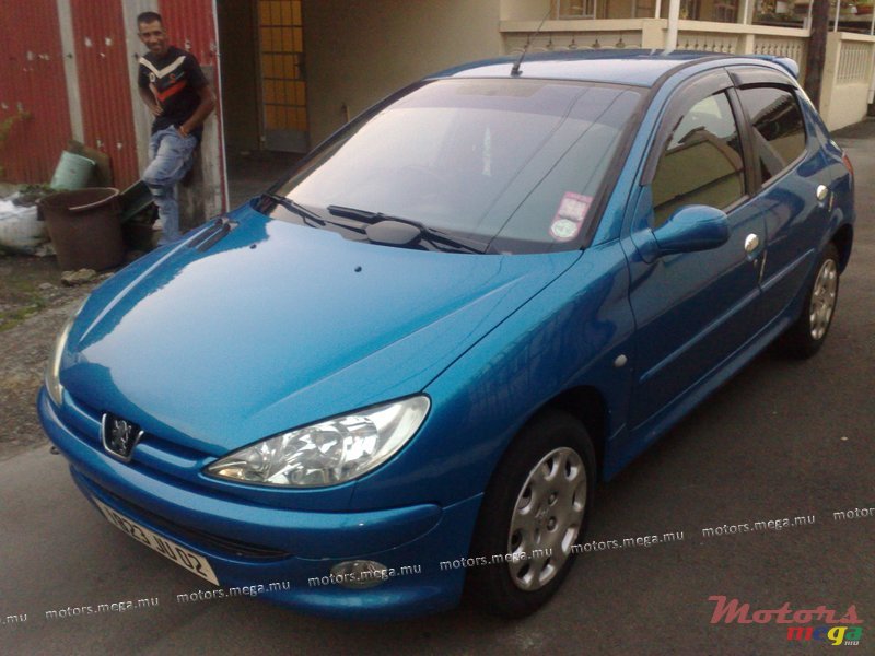 2002' Peugeot 206 photo #1