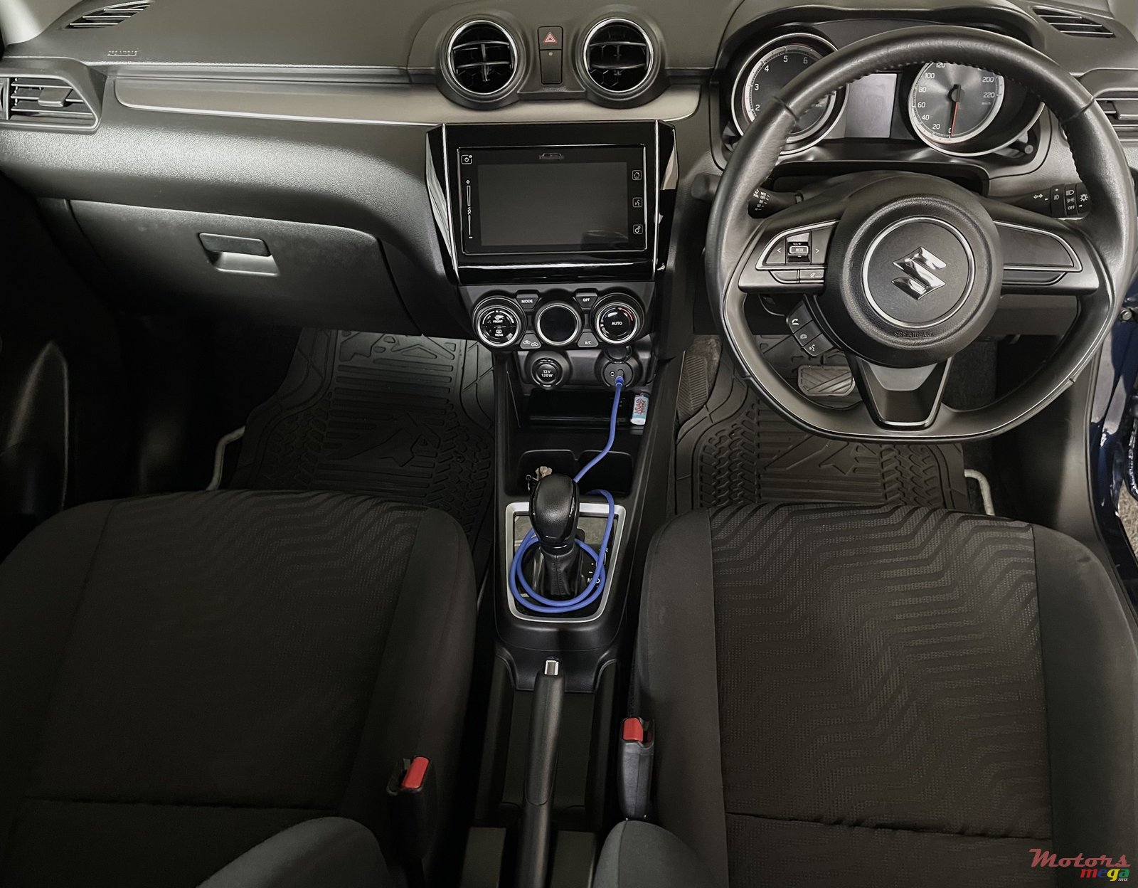 2023' Suzuki Swift GLX photo #4