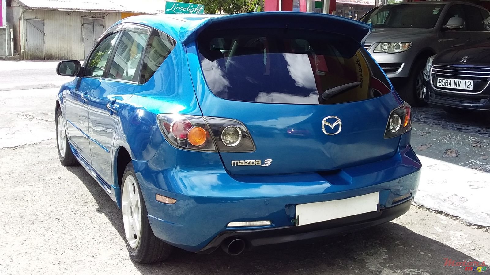 2005' Mazda 3 photo #4