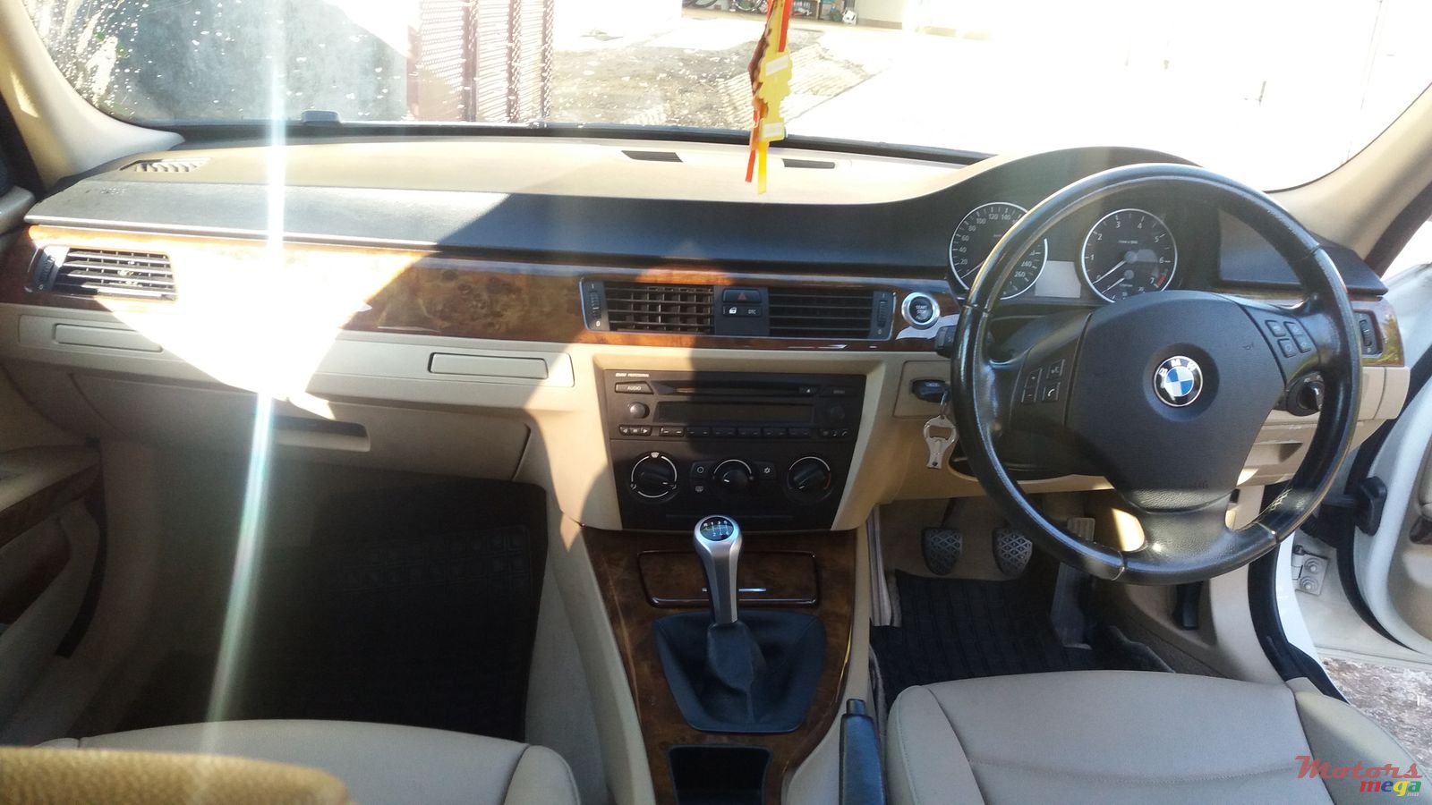 2007' BMW 316 photo #6