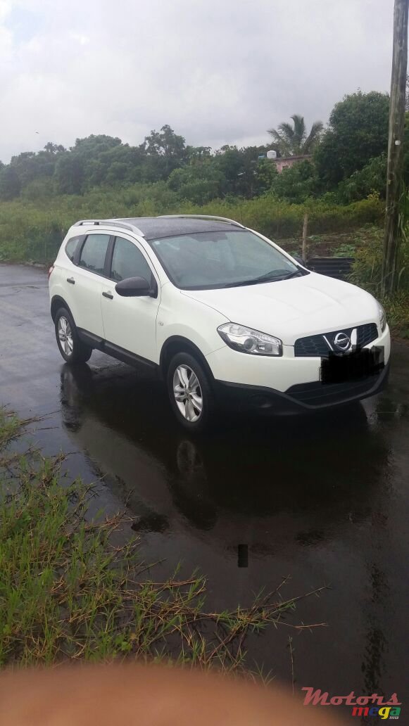 2011' Nissan Qashqai+2 photo #6