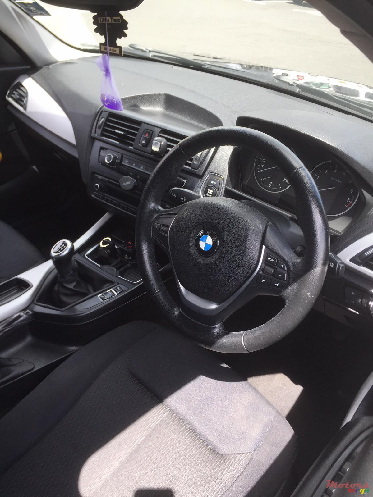 2012' BMW 1 Series Twin Turbo photo #2