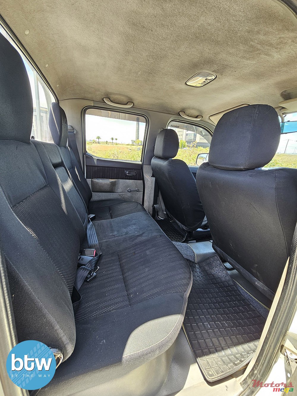 2010' Ford Ranger 4X2 photo #6