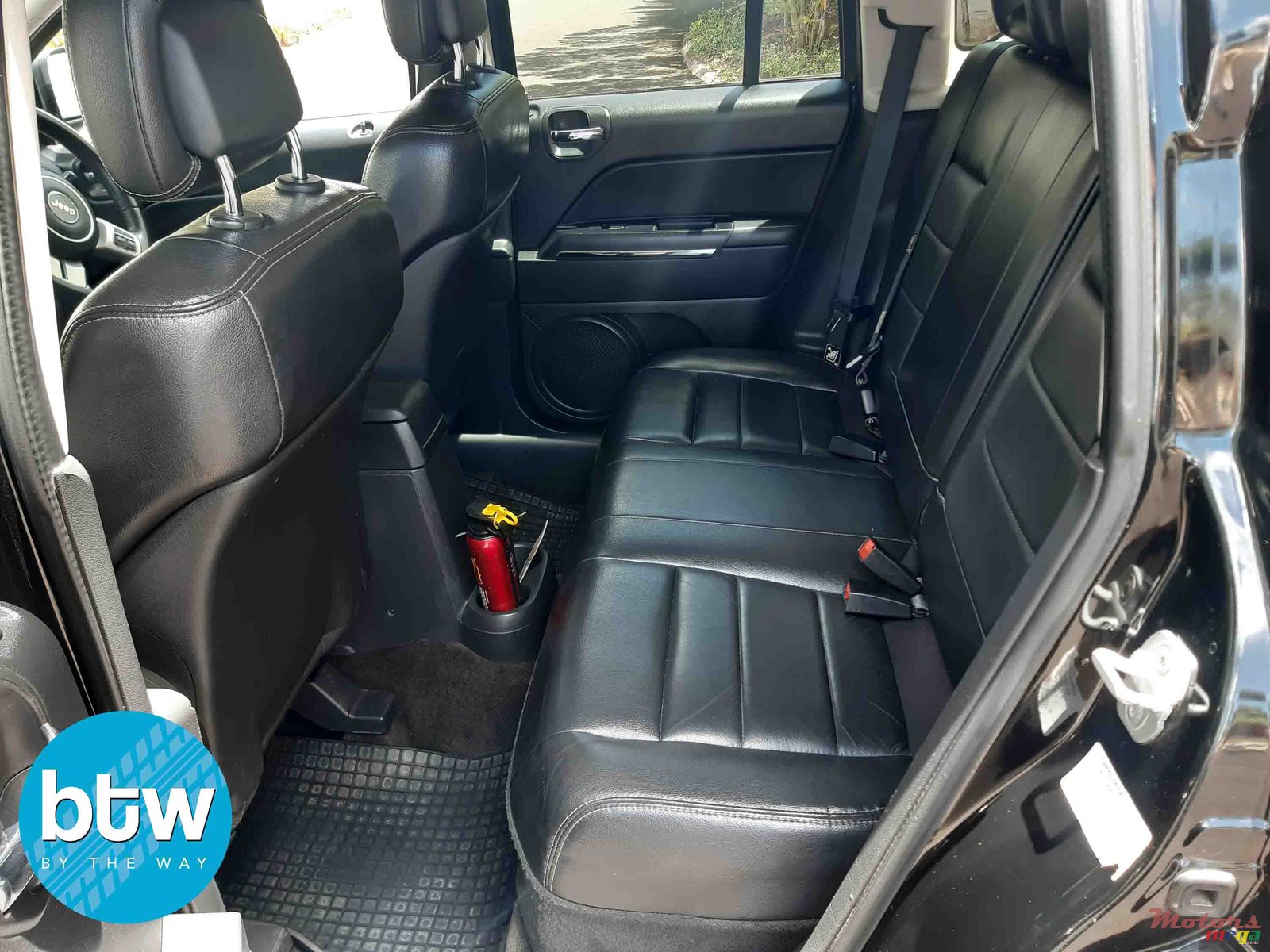 2013' Jeep Compass photo #5