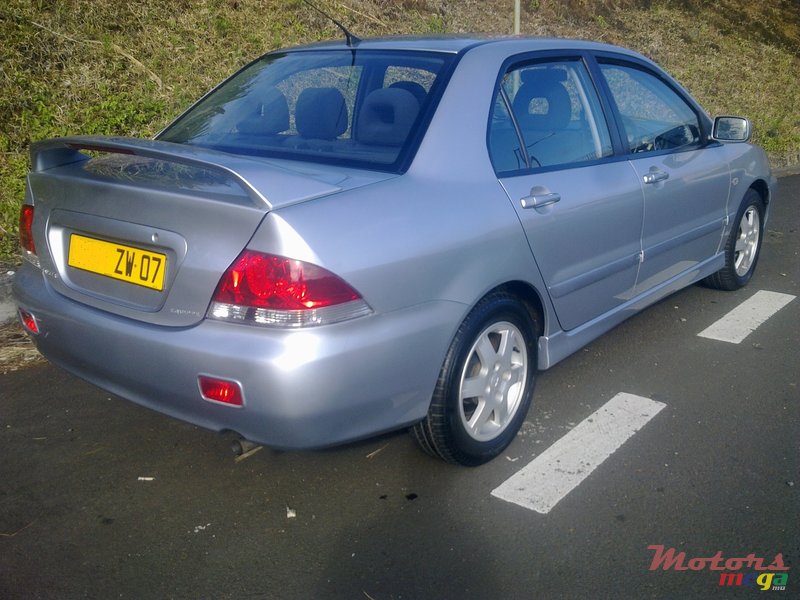 2007' Mitsubishi LANCER EQUIPE 1584cc photo #1