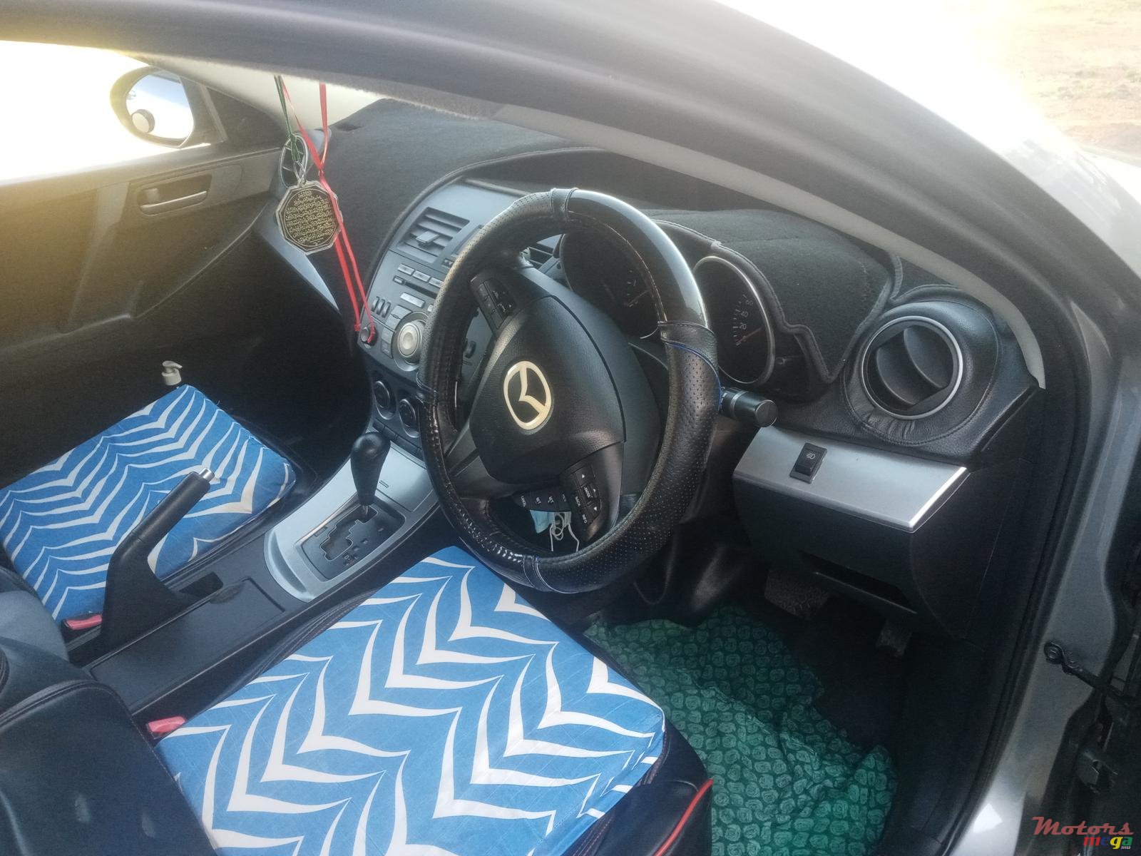 2010' Mazda 3 photo #4