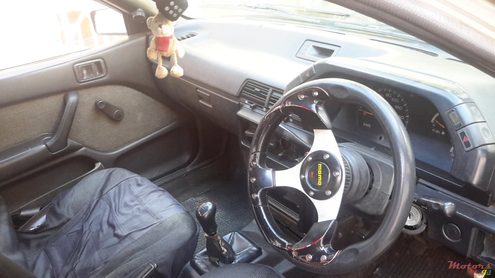 1991' Mitsubishi Lancer photo #3