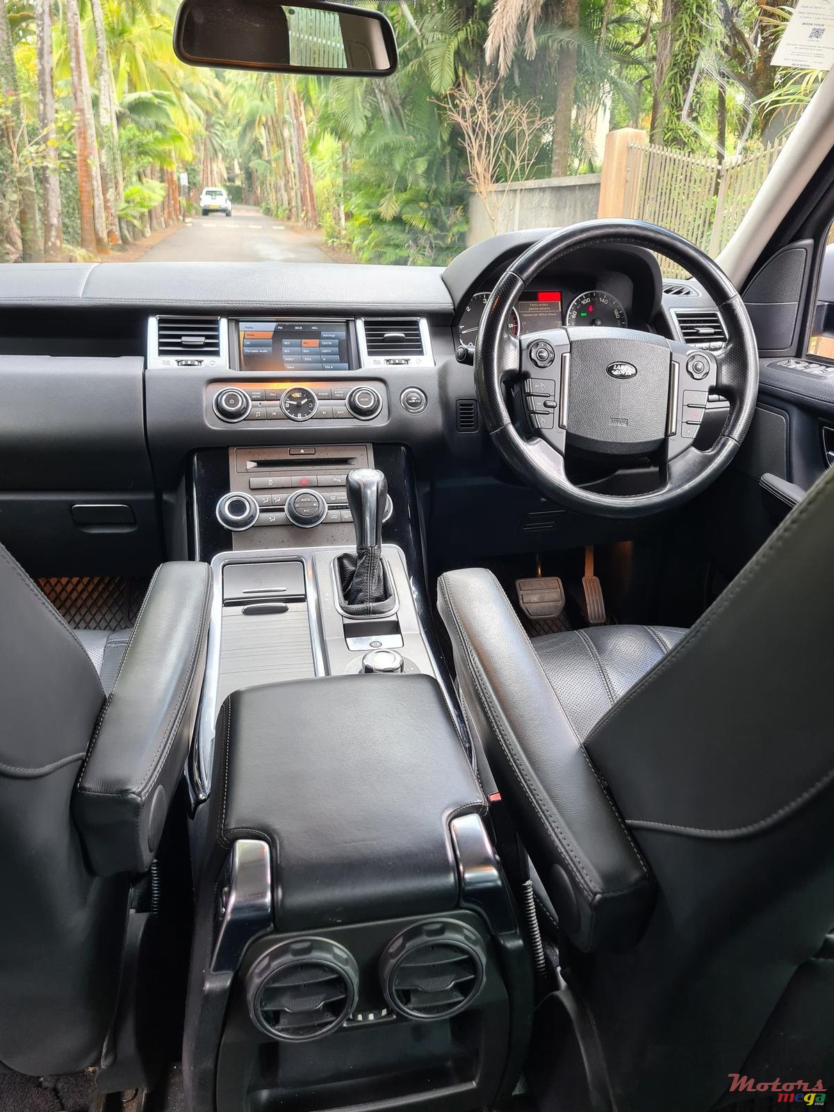 2011' Land Rover Range Rover Sport Automatic 87 000km photo #6