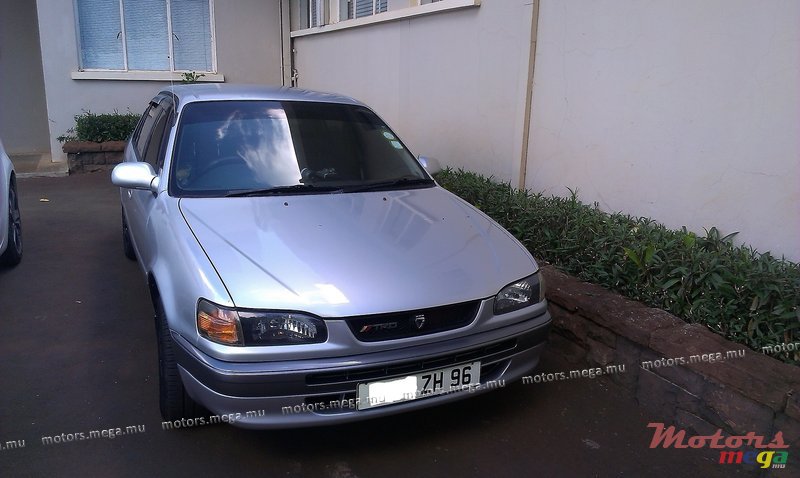 1996' Toyota Corolla photo #1