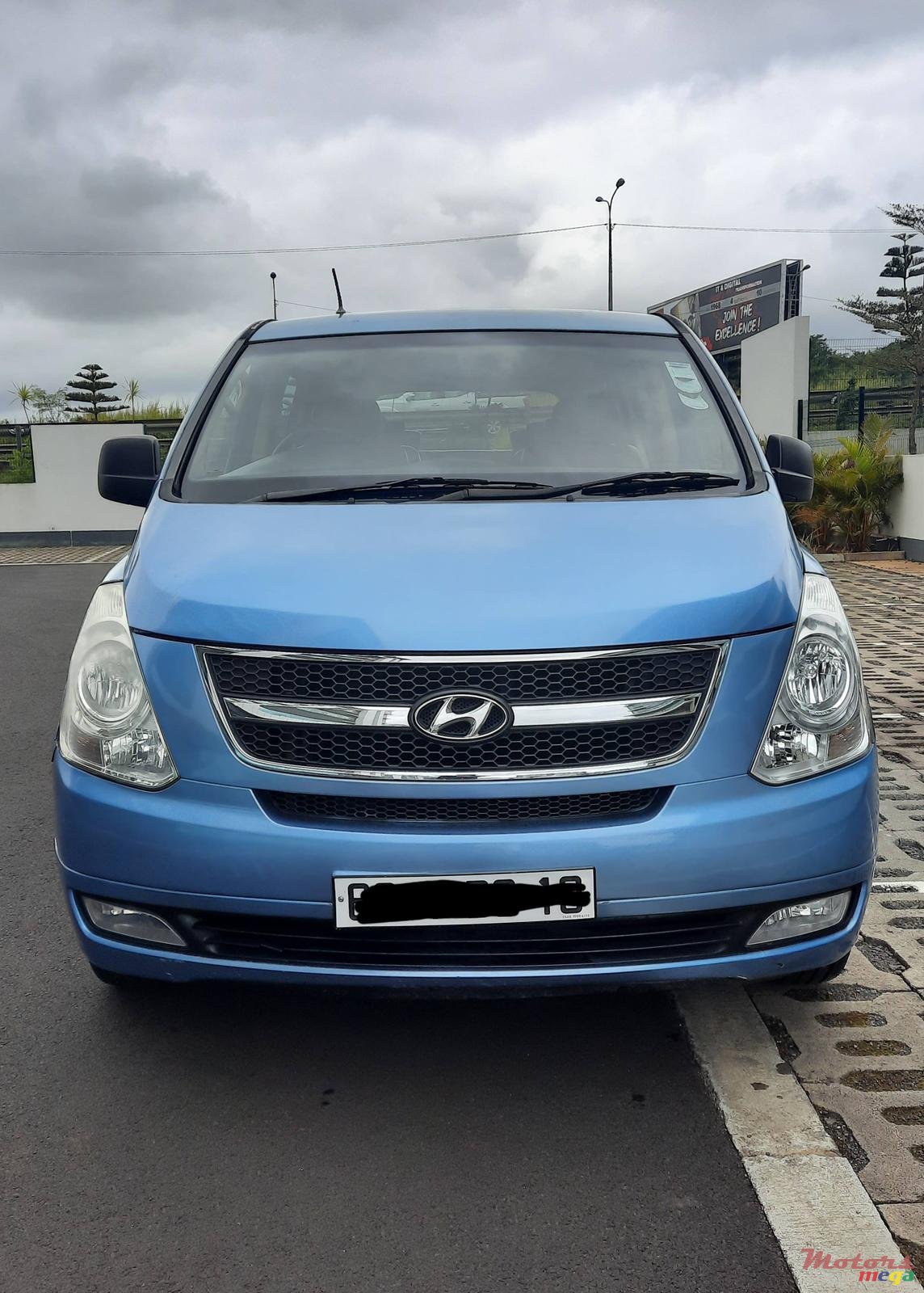 2010' Hyundai H-1 photo #5