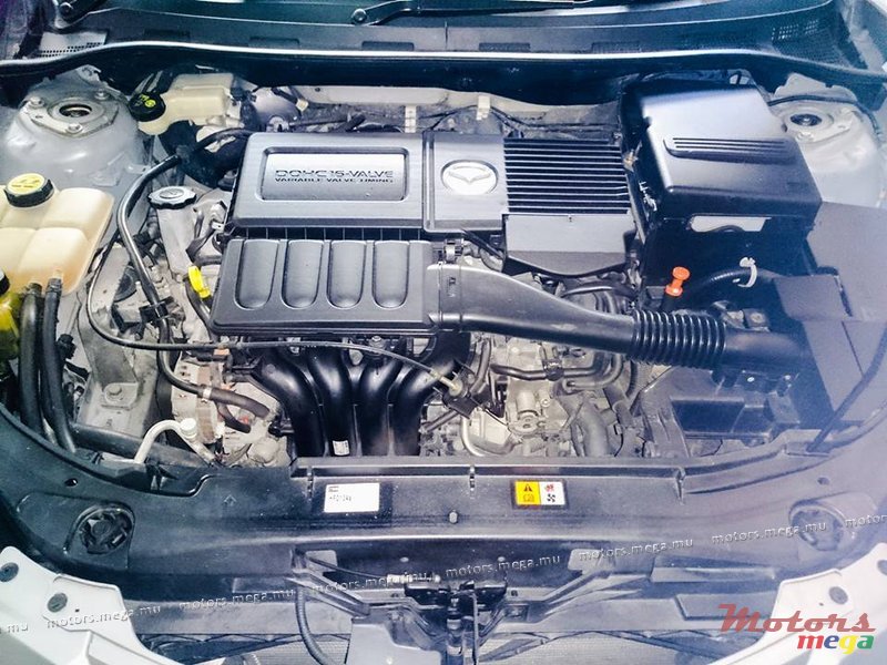 2003' Mazda Axela photo #3