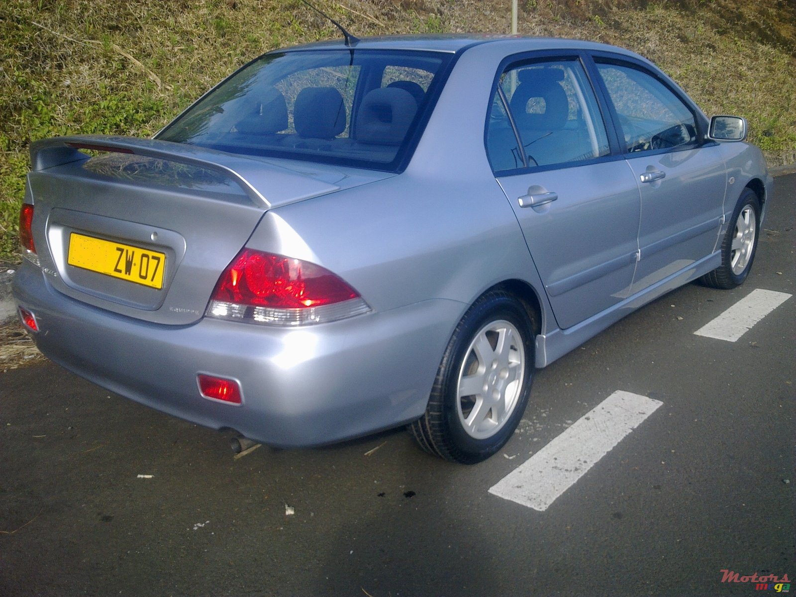 2007' Mitsubishi LANCER 1584cc manuel photo #1